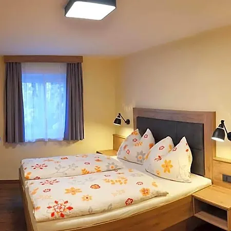 Reinbachstube Gasthof 3*