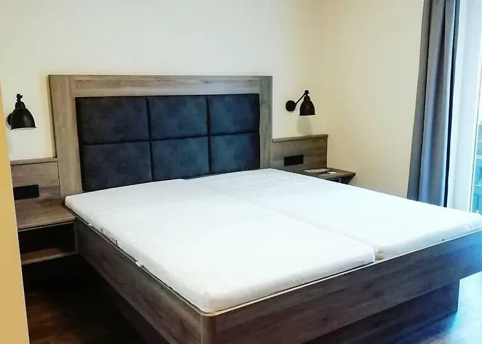 Reinbachstube 3*